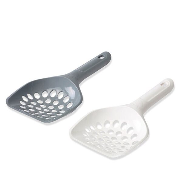 gray and white cat litter scoop